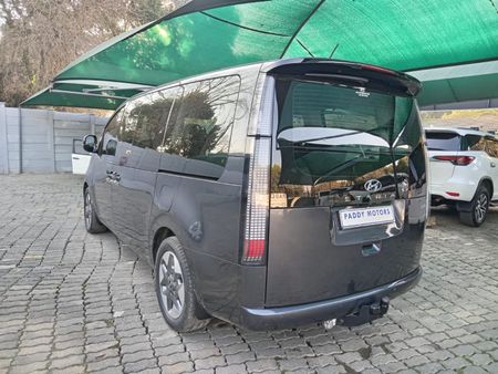 2023-Hyundai-Staria-22d-Elite-Auto_13
