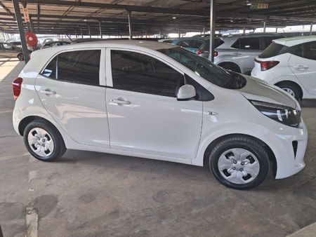 2023-Kia-Picanto-10-Street_4