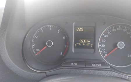 2023-Volkswagen-Polo-Vivo-14-Trendline-5-dr_9