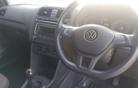 2023-Volkswagen-Polo-Vivo-14-Trendline-5-dr_8