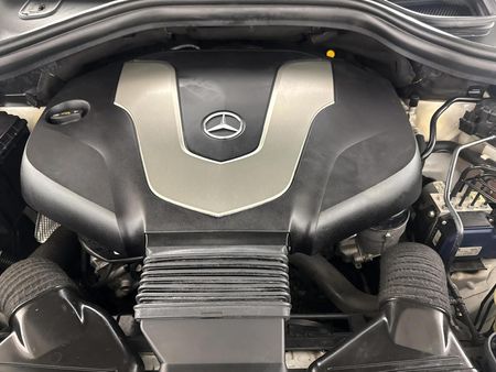 2016-Mercedes-Benz-GLE-Coupe-350d-4Matic_11