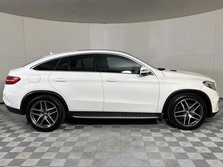 2016-Mercedes-Benz-GLE-Coupe-350d-4Matic_14