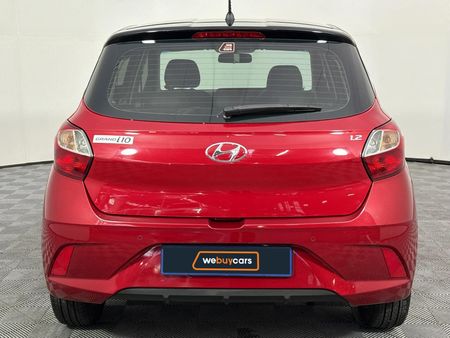 2021-Hyundai-Grand-i10-12-Fluid-Auto_16