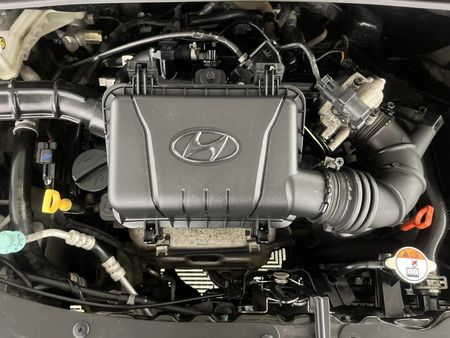2016-Hyundai-i10-11-Motion-Auto_12