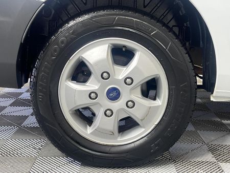 2018-Ford-Tourneo-Custom-22-TDCi-Trend-LWB-92kW_7