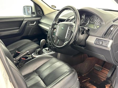 2011-Land-Rover-Freelander-II-22-SD4-SE-Auto_9
