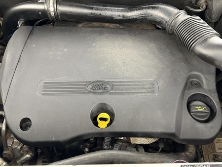 2011-Land-Rover-Freelander-II-22-SD4-SE-Auto_12