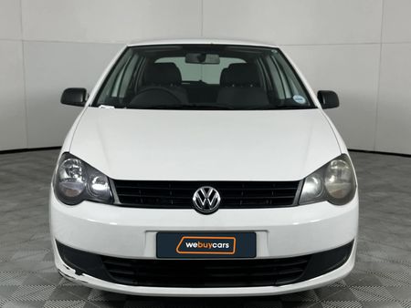 2012-Volkswagen-Polo-Vivo-14-5-dr_12