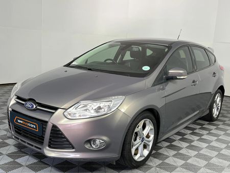 2013-Ford-Focus-20-GDi-Trend-5-dr_0
