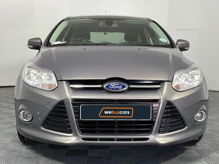 2013-Ford-Focus-20-GDi-Trend-5-dr_14