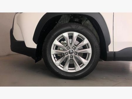 2023-Toyota-Corolla-Cross-18-XS_21