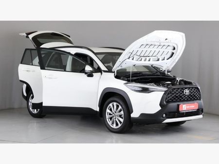 2023-Toyota-Corolla-Cross-18-XS_22