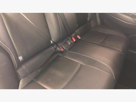 2023-Toyota-Corolla-Cross-18-XS_7