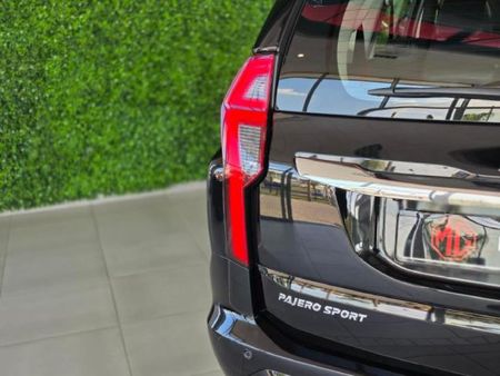2023-Mitsubishi-Pajero-Sport-24D-Auto_5