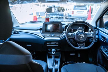 2026-Toyota-Starlet-15-XS-Auto_17