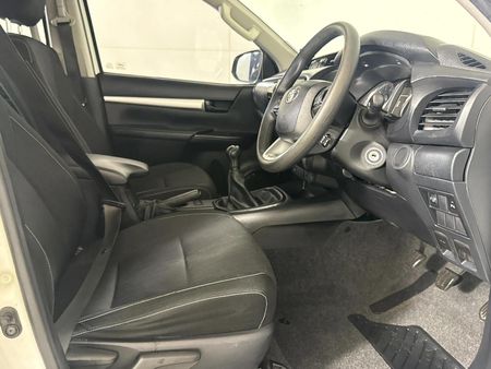 2022-Toyota-Hilux-24-GD-6-Raised-Body-Raider-Double-Cab_9