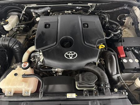 2022-Toyota-Hilux-24-GD-6-Raised-Body-Raider-Double-Cab_12