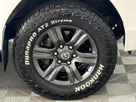 2022-Toyota-Hilux-24-GD-6-Raised-Body-Raider-Double-Cab_4