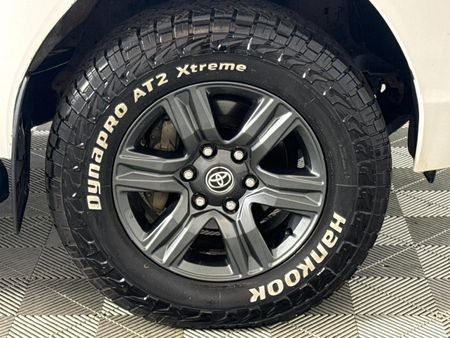 2022-Toyota-Hilux-24-GD-6-Raised-Body-Raider-Double-Cab_5