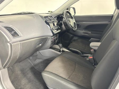 2023-Mitsubishi-ASX-20-ES-CVT_8