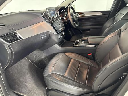 2018-Mercedes-Benz-GLE-Coupe-350d-4Matic_8