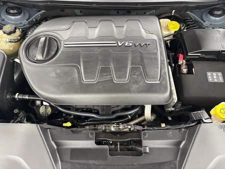 2015-Jeep-Cherokee-32-Limited-Auto_12