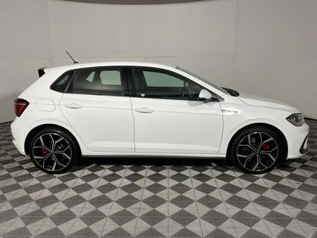 2024-Volkswagen-Polo-20-GTI-Auto-147kW_16