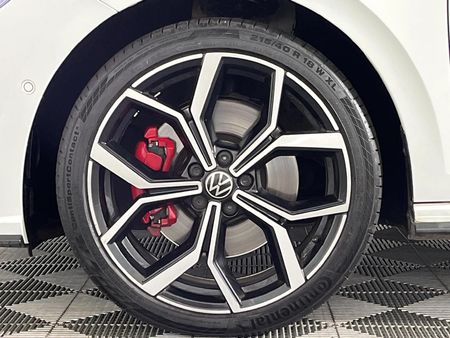 2024-Volkswagen-Polo-20-GTI-Auto-147kW_4