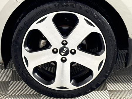 2013-Kia-Rio-14-Tec-5-dr_4
