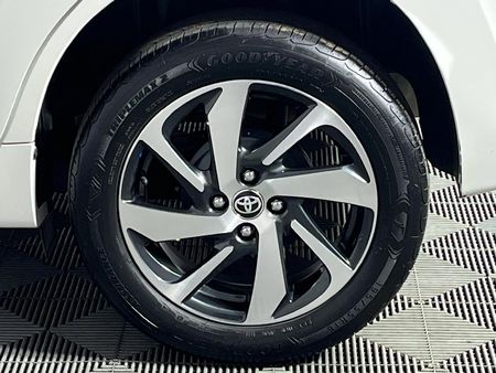 2024-Toyota-Starlet-15-XR_6