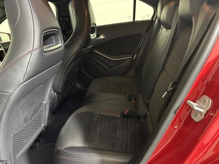 2014-Mercedes-Benz-A-Class-A-180-BE-AMG-Sport-Auto_3