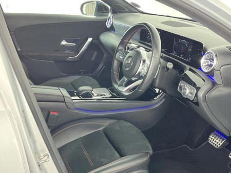 2019-Mercedes-Benz-A-Class-A-250-Sport-Auto_9