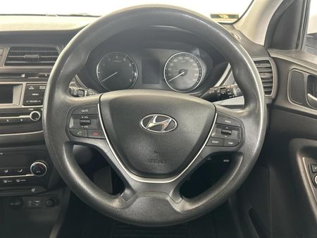 2016-Hyundai-i20-14-N-Series_12