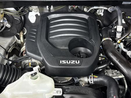 2024-Isuzu-D-Max-19-DDI-HR-X-Rider-Auto-Double-Cab_12