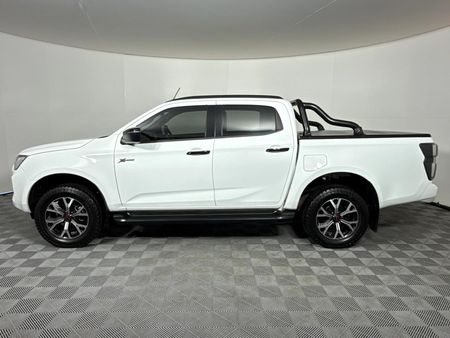 2024-Isuzu-D-Max-19-DDI-HR-X-Rider-Auto-Double-Cab_18