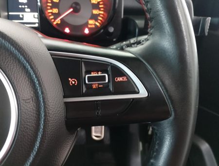 2025-Suzuki-Jimny-15-GLX-AllGrip-5-Door_18