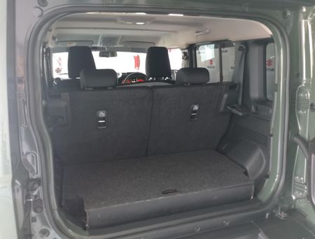 2025-Suzuki-Jimny-15-GLX-AllGrip-5-Door_5