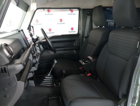 2025-Suzuki-Jimny-15-GLX-AllGrip-5-Door_8