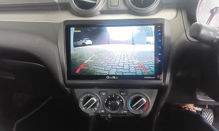 2024-Suzuki-Swift-12-GL_13