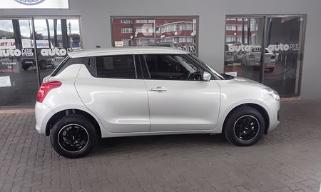 2024-Suzuki-Swift-12-GL_2