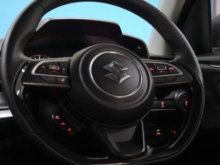 2025-Suzuki-Swift-12-GLX-Auto_16