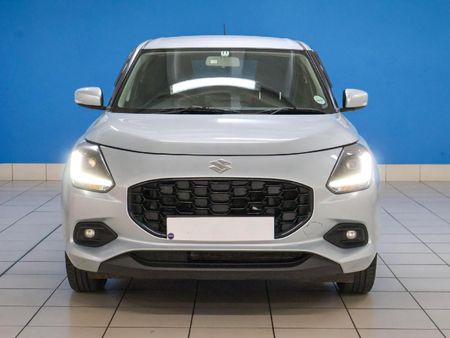 2025-Suzuki-Swift-12-GLX-Auto_4