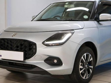 2025-Suzuki-Swift-12-GLX-Auto_7