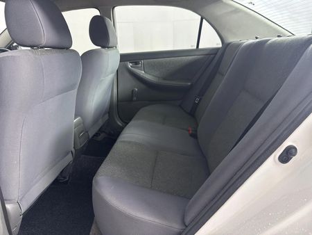 2007-Toyota-Corolla-140i_3