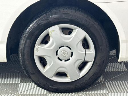 2007-Toyota-Corolla-140i_4