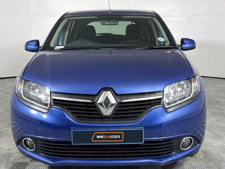 2015-Renault-Sandero-900T-Dynamique_12