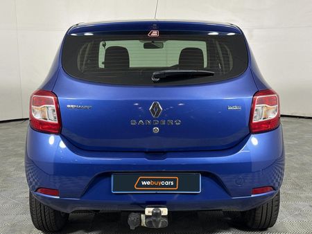2015-Renault-Sandero-900T-Dynamique_15