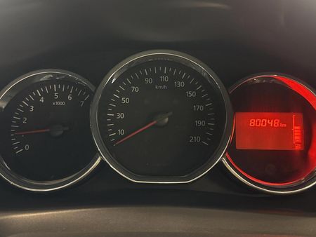 2015-Renault-Sandero-900T-Dynamique_2