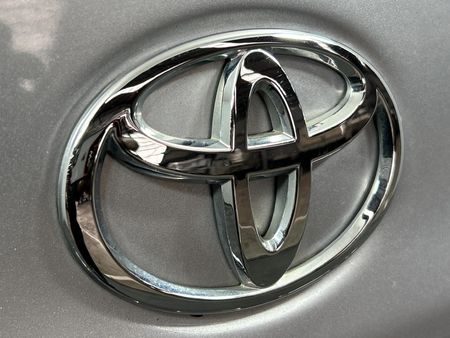 2022-Toyota-Corolla-Cross-18-XR_11