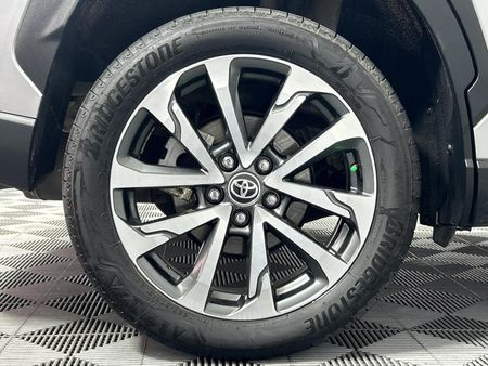2022-Toyota-Corolla-Cross-18-XR_7